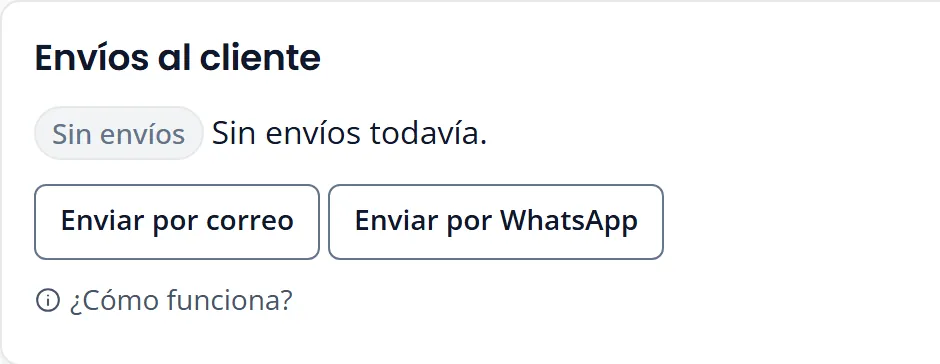En la factura, el bloque «Envíos al cliente» con los botones Enviar por correo y Enviar por WhatsApp.